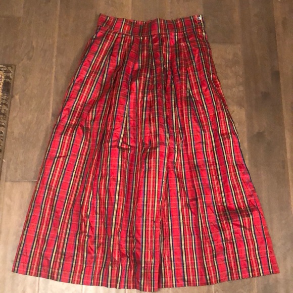 Talbots Dresses & Skirts - NWT Vintage Talbots holiday skirt silk